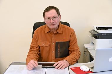 зам. директора по АХР Пешков А